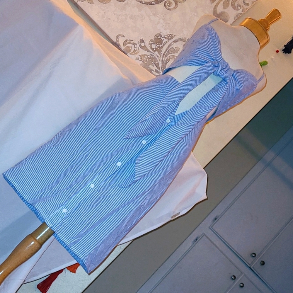 Beautiful  Striped Dress ♡size US.0 ♡ Baby Blue🩵